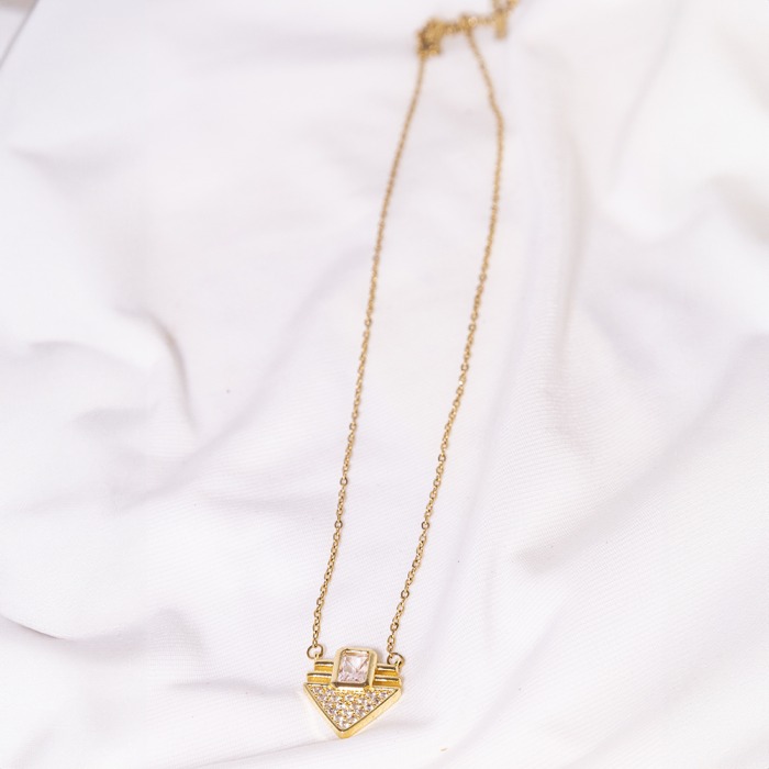 Çelik Zirkon Taşlı Gold Kolye